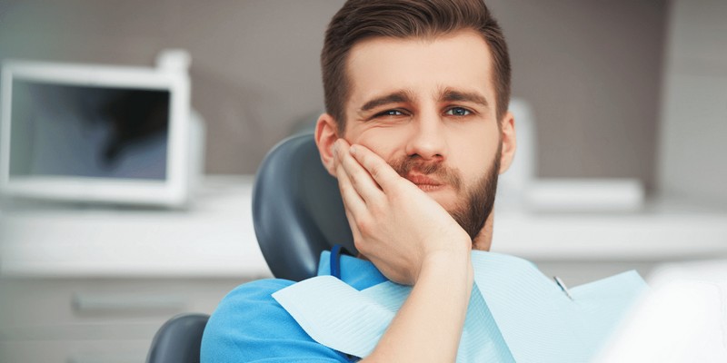 What are dental emergencies?