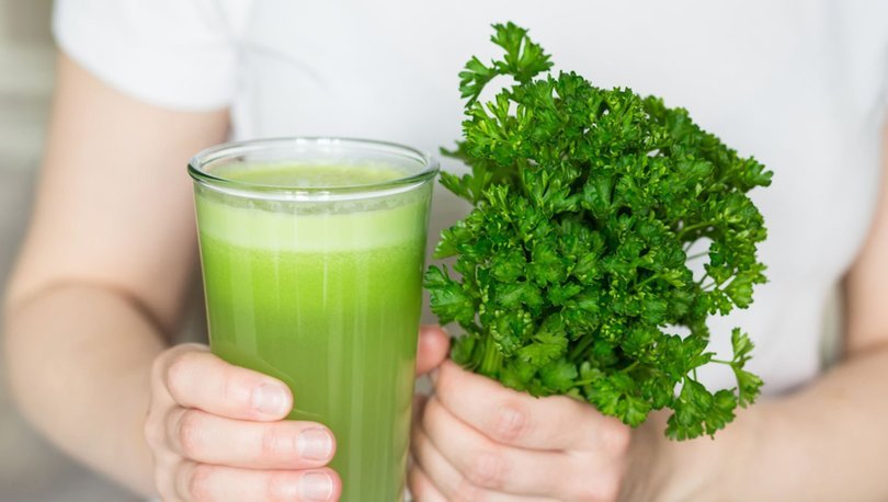​The Benefits of Parsley Juice