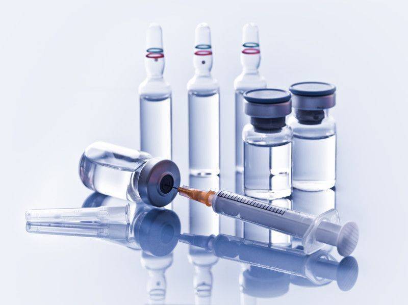 What is the Cuban cancer vaccine? To whom can it be applied?